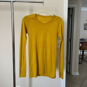 Lululemon swiftly tech long sleeve crew - ships same day